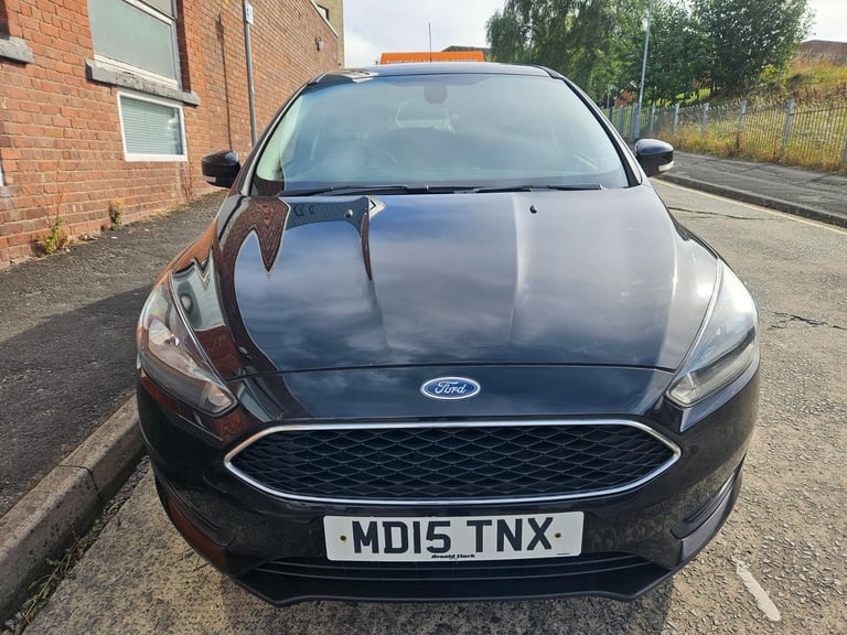 Ford Focus 1.0 EcoBoost zetec. Very clean with service history