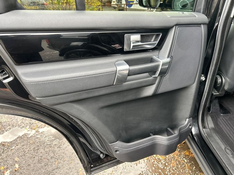 2016 Land Rover Discovery 4 3.0 SD V6 Graphite SUV 5dr Diesel Auto 4WD Euro 6 (s/s) (256 bhp) EST...