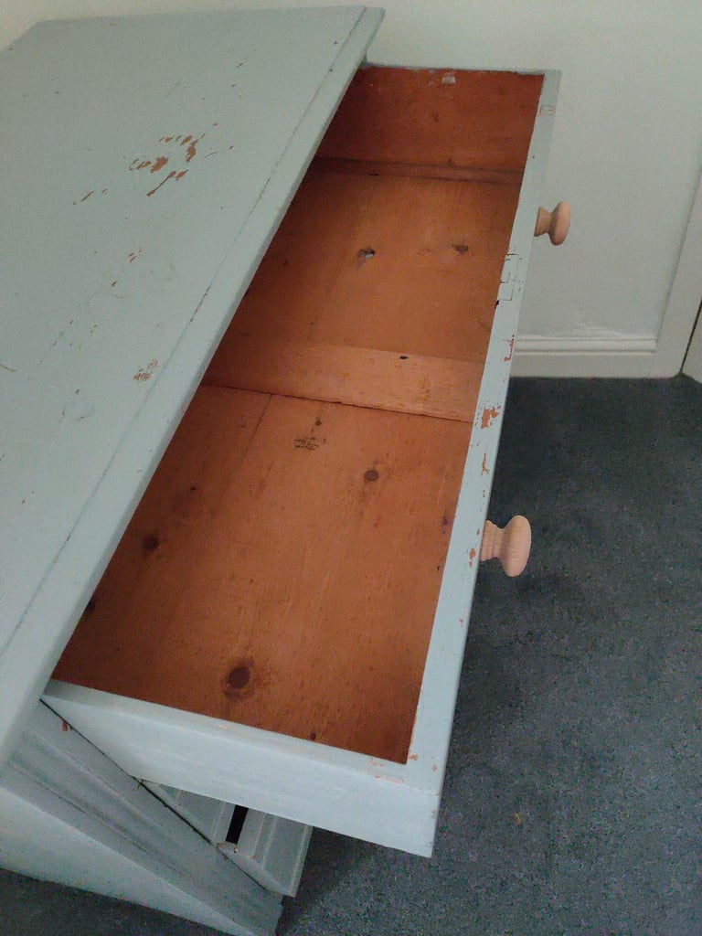  up cycled chest of drawers 
