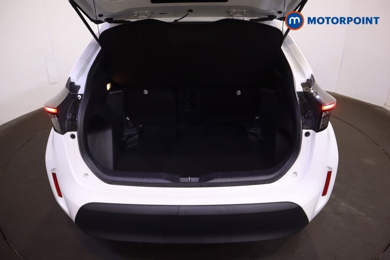 2022 Toyota Yaris Cross 1.5 Hybrid Design 5dr CVT Estate Hybrid Automatic