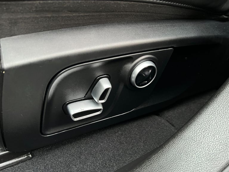 2022 Maserati Levante V8 Trofeo 5dr Auto ESTATE PETROL Automatic