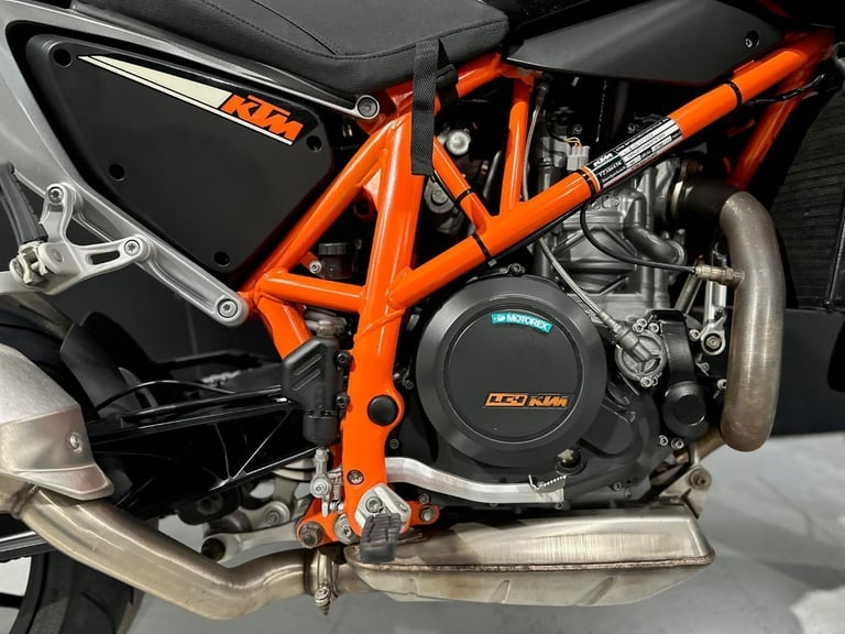 2014/14 KTM 690 Duke Motorcycle 