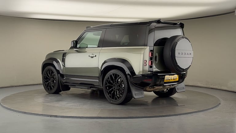 2024 Land Rover Defender 3.0 D300 X-Dynamic HSE 90 3dr Auto ESTATE DIESEL Automatic