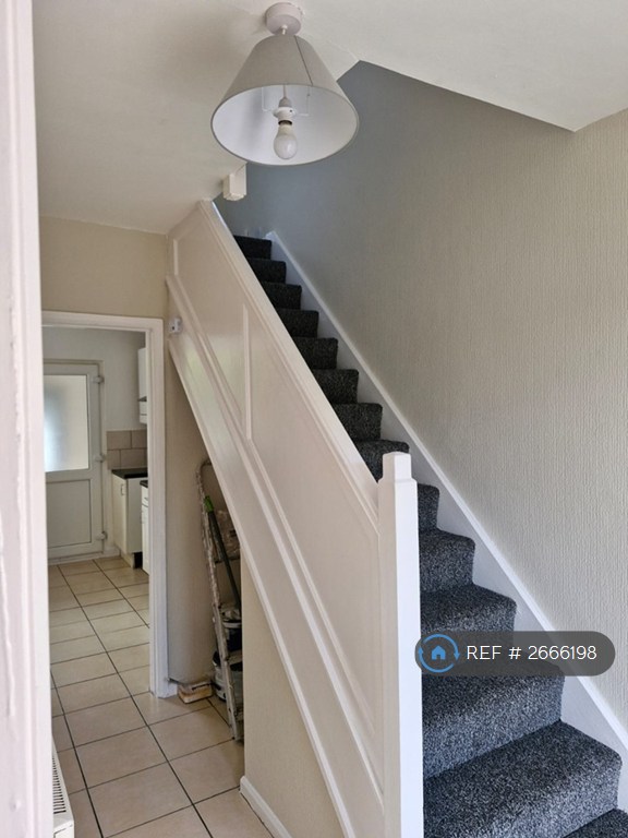 3 bedroom house in Merrivale Road, Stafford, ST17 (3 bed) (#2666198)