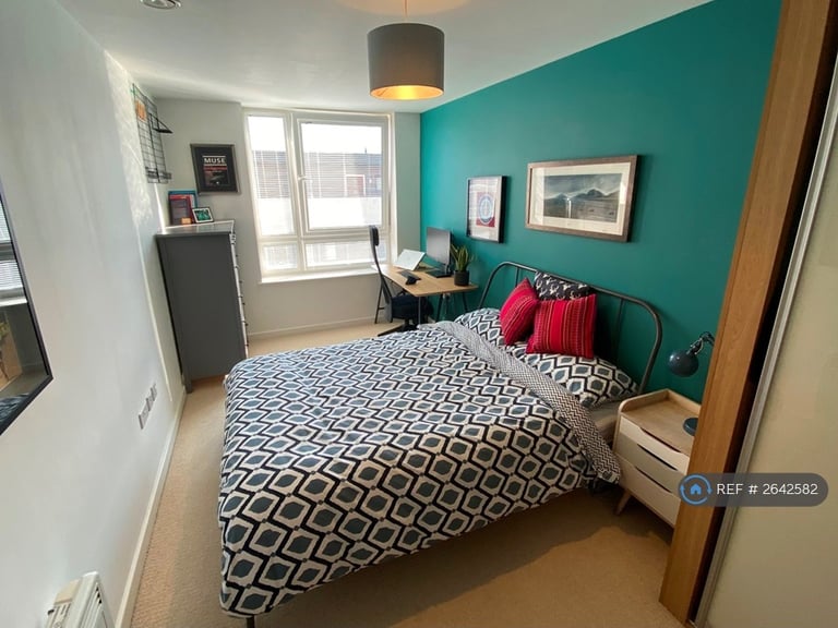 2 bedroom flat in College Street, Southampton, SO14 (2 bed) (#2642582)