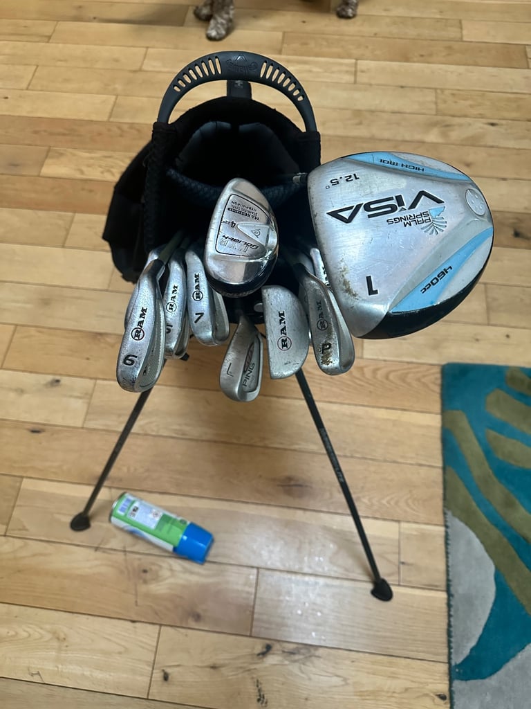 Ladies Golf Club Set - also suit Beginners inc bag