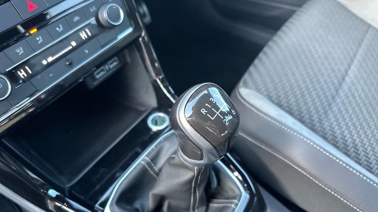 2019 Volkswagen T-Cross 1.0 TSI 115 R-Line 5dr Petrol Estate Estate Petrol Manual