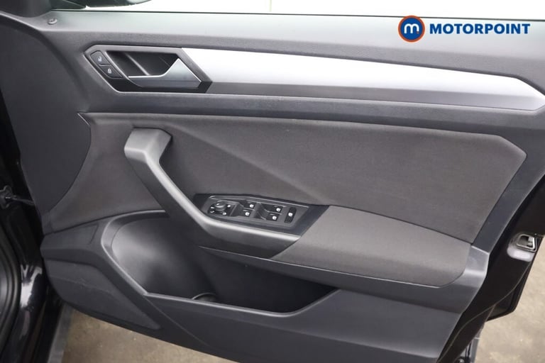 2022 Volkswagen T-Roc 1.0 TSI Life 5dr SUV Petrol Manual