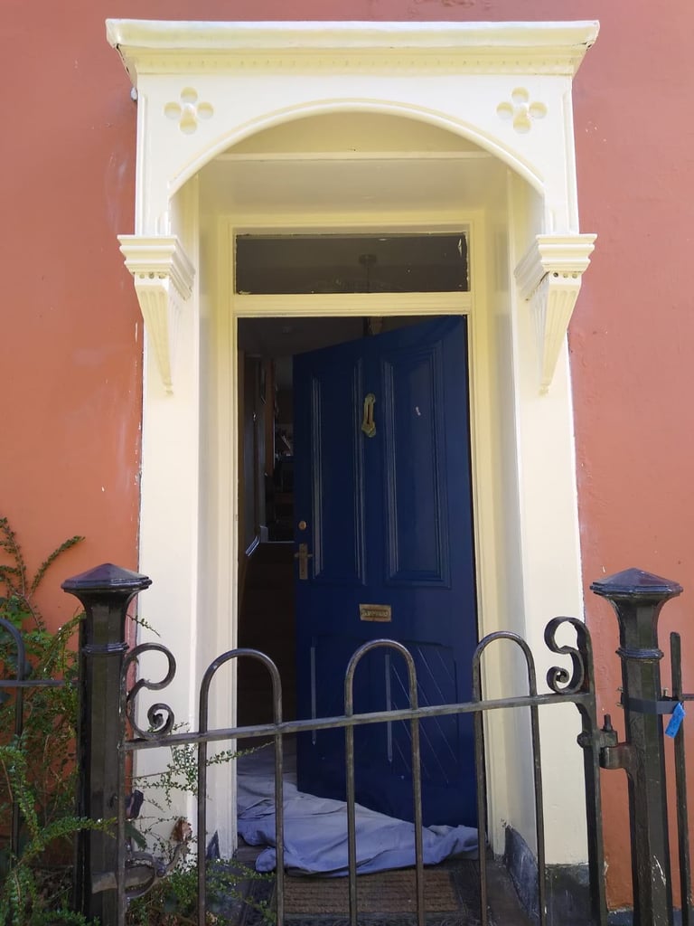 Professional Painter And Decorator Available