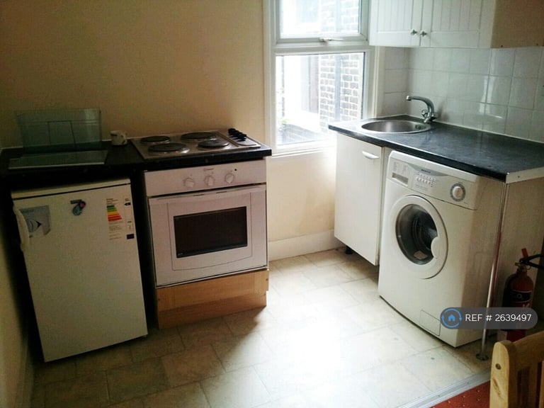 image for 1 bedroom flat in Wightman Road, Turnpike Lane, N8 (1 bed) (#2639497)