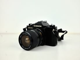 Chinon CM-4 Film Camera w/Vivitar 28-70mm f3.5-4.8