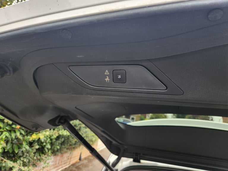 Citroen, GRAND C4 PICASSO, MPV, 2016, Semi-Auto, 1997 (cc), 5 doors