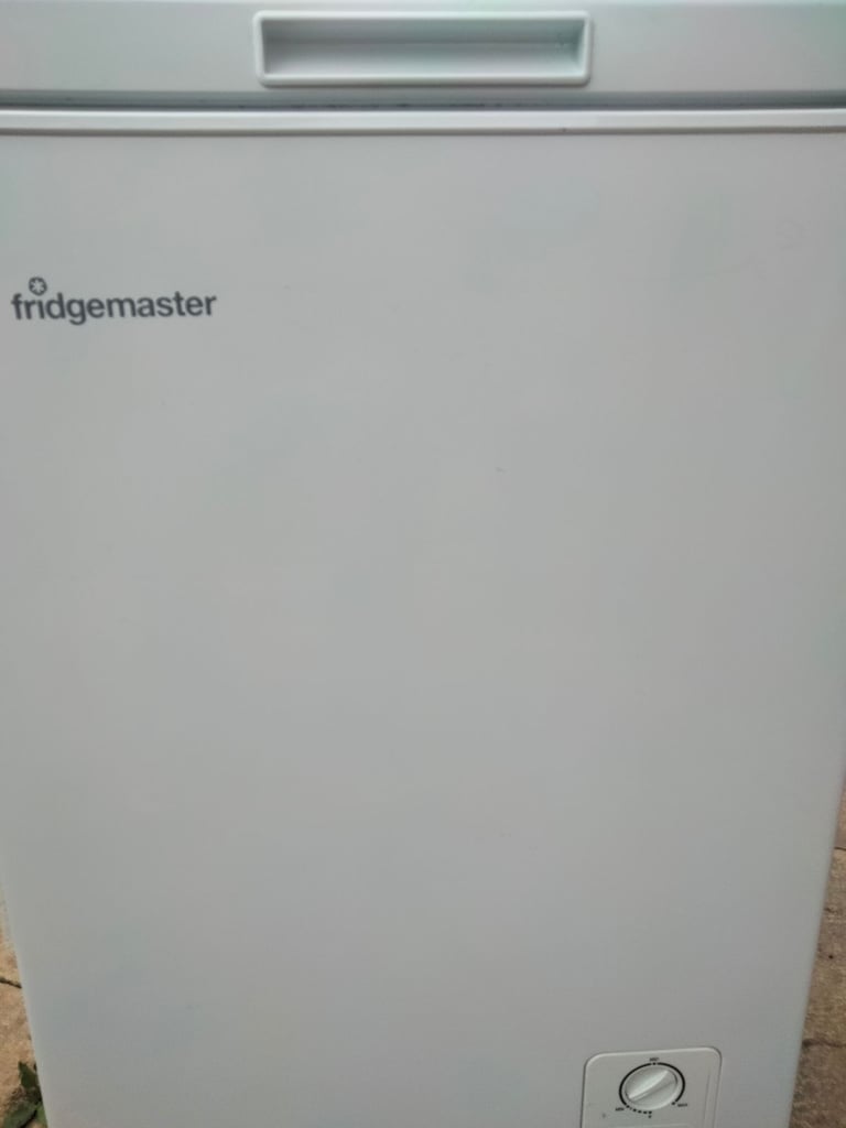 image for SMALL BOX CHEST FREEZER FROST FREE 