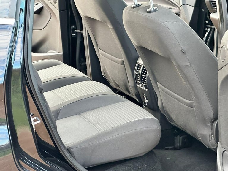 2015 Ford C-Max 2.0 TDCi Titanium 5dr Powershift MPV DIESEL Automatic