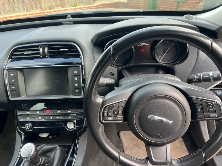 2015 Jaguar XE 2.0d SE 4dr SALOON Diesel Manual