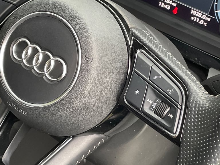 Audi A3 Sportback 1.5 Tfsi 35 S Line Sportback 5dr Petrol Manual Euro 6 s/s