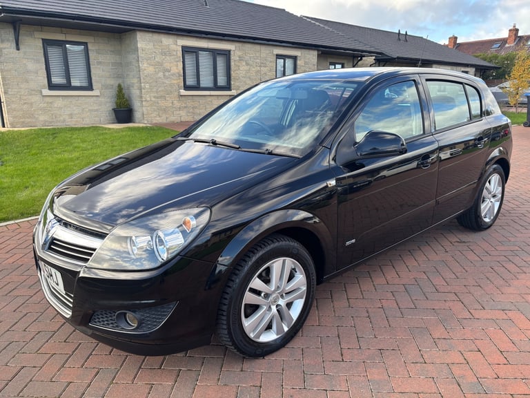 Vauxhall, ASTRA, Hatchback, 2010, Manual, 1598 (cc), 5 doors