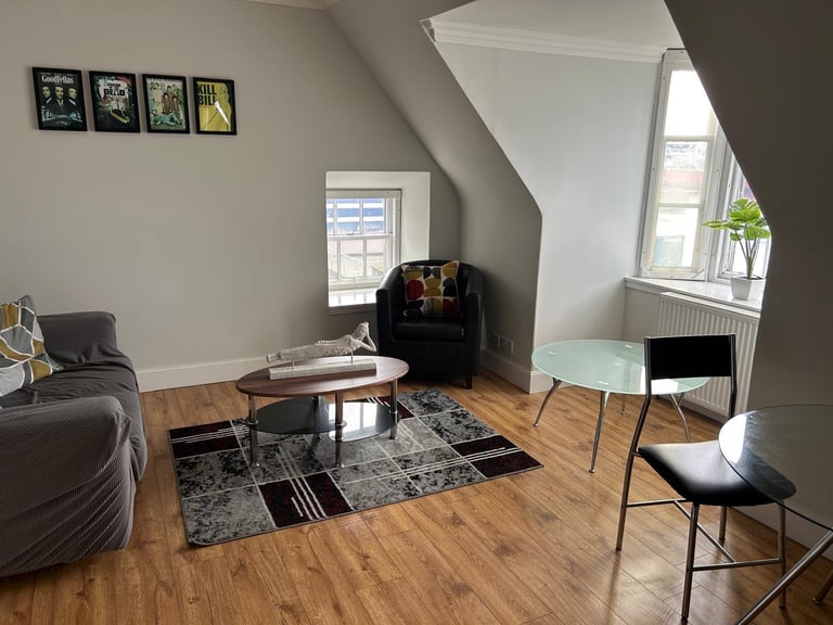 Top Floor One Bed Flat in the City Centre