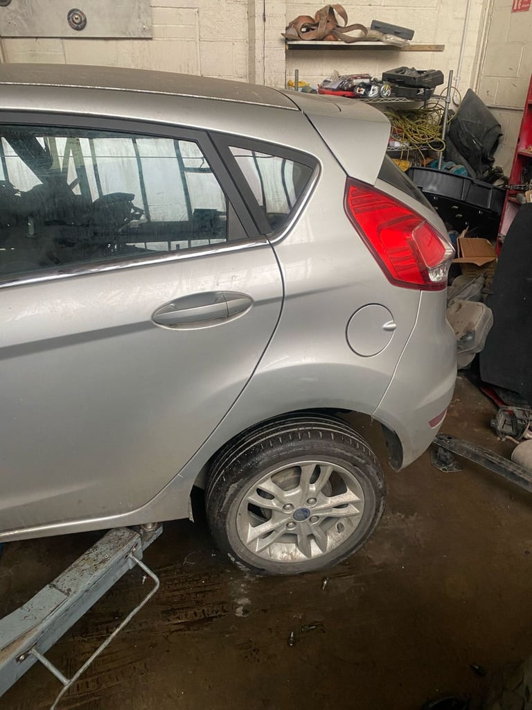 Ford Fiesta 1.0 Zetec 5dr 2014 – Excellent Condition
