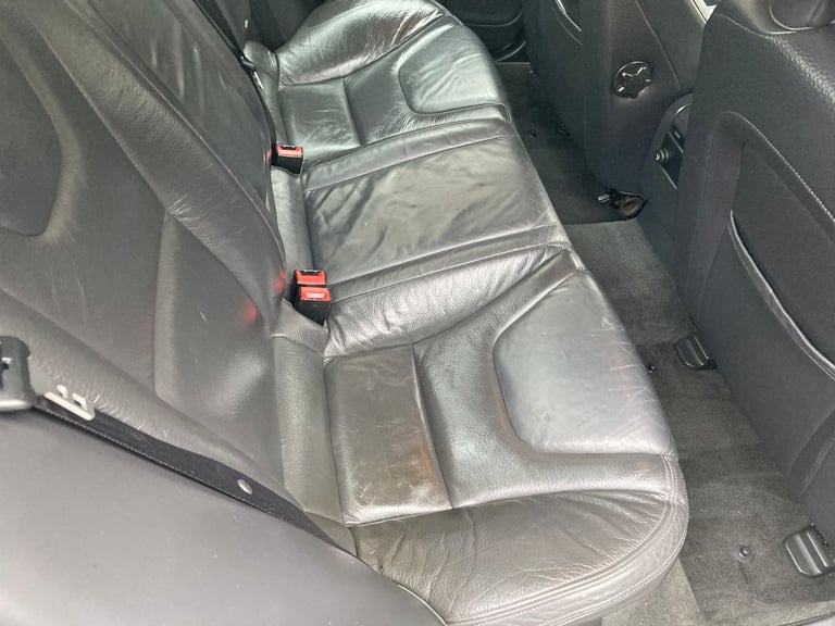 VOLVO S60 2 .4 SE LUX D5 AUTO 4 DOOR SALOON (2011)