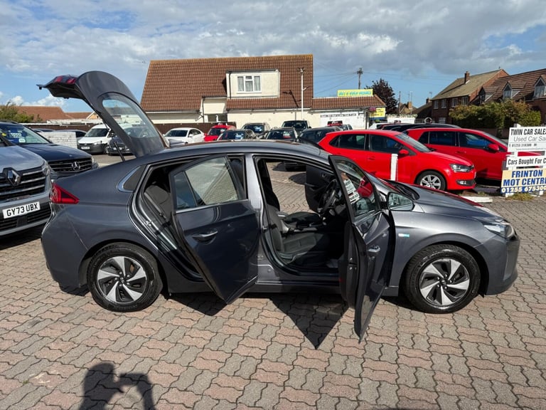 2018 Hyundai IONIQ 1.6 h-GDi Premium DCT Euro 6 (s/s) 5dr HATCHBACK Petrol/Electric Hybrid Automatic