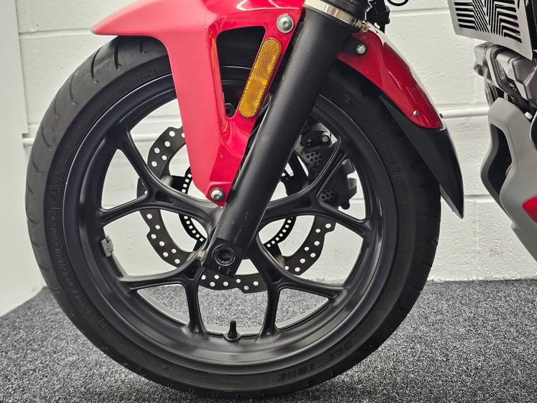 Honda NC700X ABS ** Top Box - August 26 MOT - HISS **