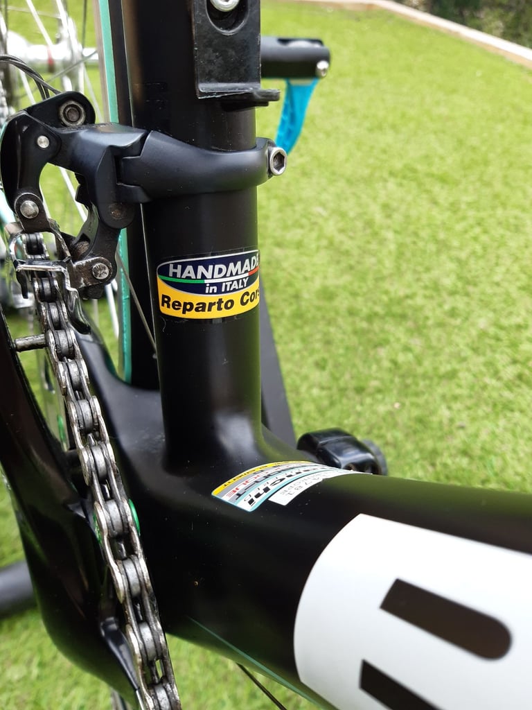 Bianchi Sempre Full Carbon Road Bike 