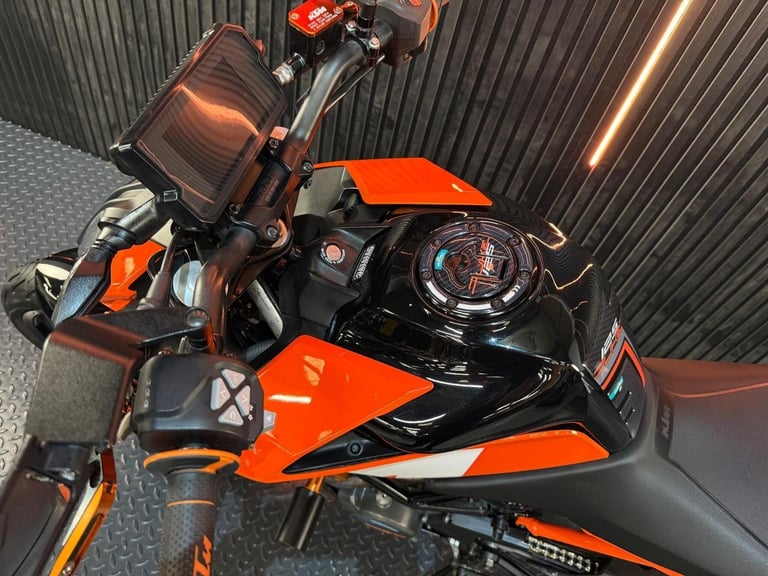 2020 KTM 125 Duke 125 Euro 4