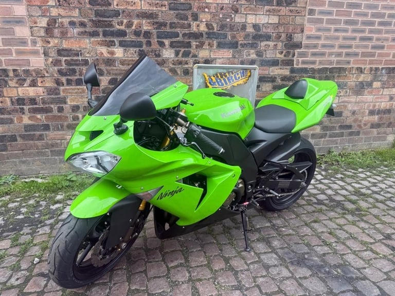 Kawasaki Ninja ZX-10R ZX10R ZX10-R, C1H, 2004, Clean, Akrapovic FSH, delivery,