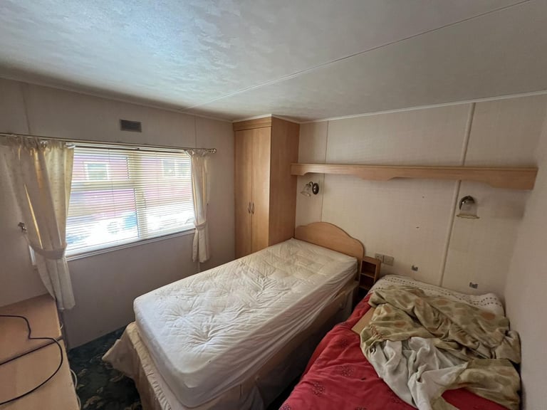 Static Caravan For Sale Pine Log 40ftx12ft, 2 Bedroom Cabin