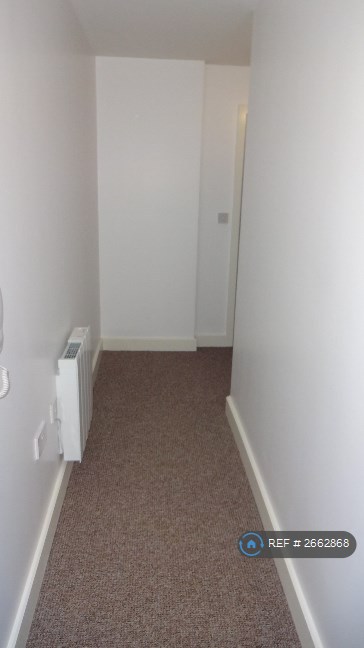 1 bedroom flat in Altofts, Wakefield, WF6 (1 bed) (#2662868)