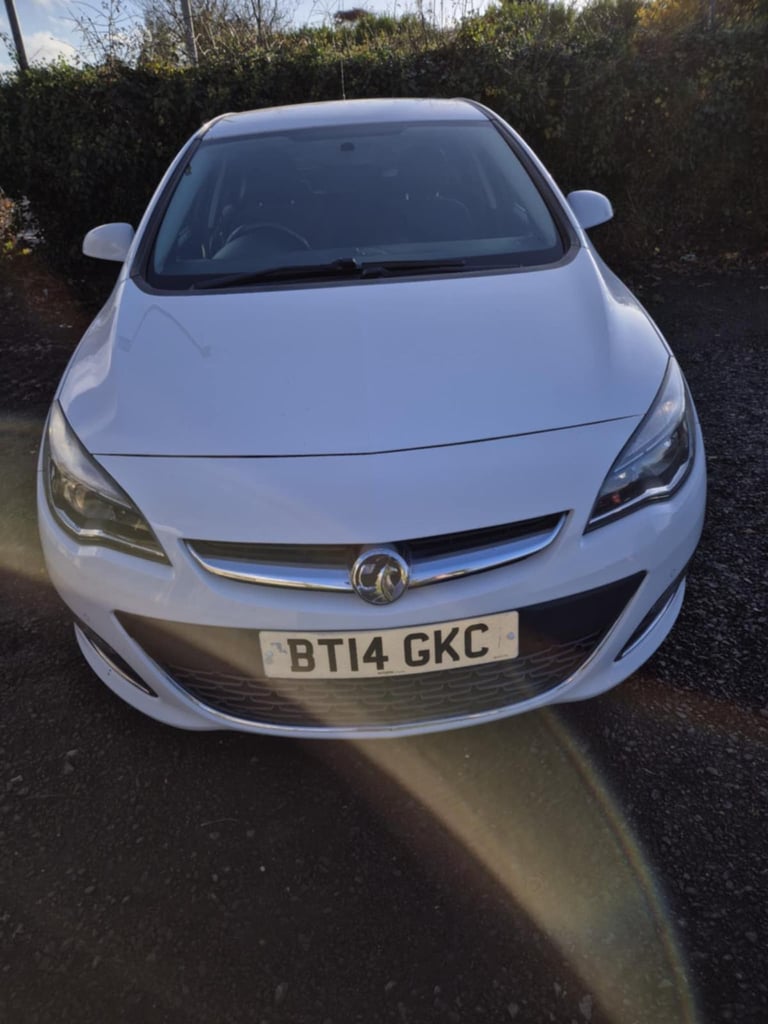 2014 vauxhall Astra SRi