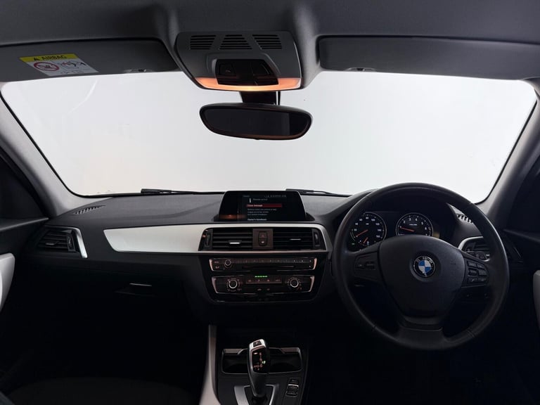 2018 BMW 1 Series 118i [1.5] SE 5dr [Nav/Servotronic] Step Auto HATCHBACK PETROL Automatic