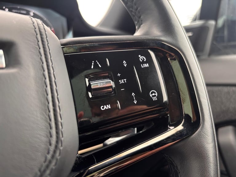 2022 Land Rover Range Rover Sport 3.0 D300 MHEV Dynamic SE Auto 4WD Euro 6 (s/s) 5dr ESTATE Diese...