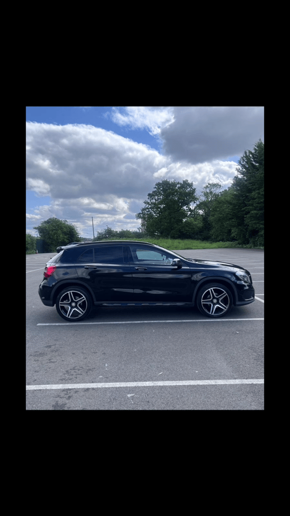 Black Mercedes – AMG Line (Automatic)