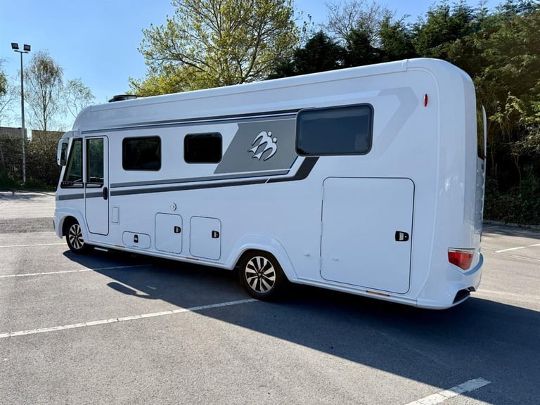 Knaus Sun I 700 LEG 6 Berth 4 Belts Luxury A Class Motorhome