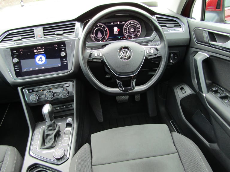 2017 Volkswagen Tiguan 2.0 TSi 180 4Motion SEL 5dr DSG ESTATE Petrol Automatic