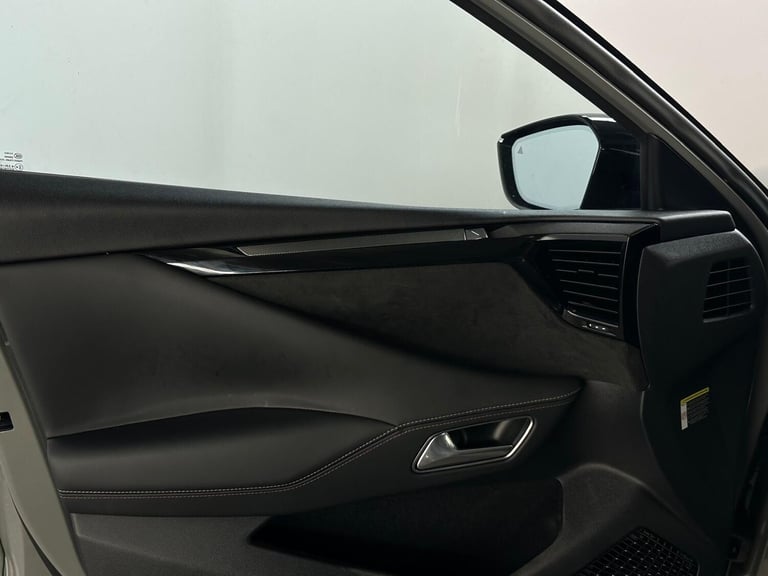 2023 DS Automobiles DS 4 1.6 E-TENSE 12.4kWh Performance Line + EAT8 Euro 6 (s/s) 5dr HATCHBACK P...