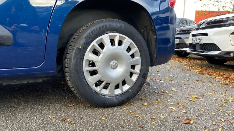 2022 Vauxhall Combo Life 1.5 Turbo D Edition MPV 5dr Diesel Manual 6Spd Euro 6 (s/s) (100 ps) MPV...
