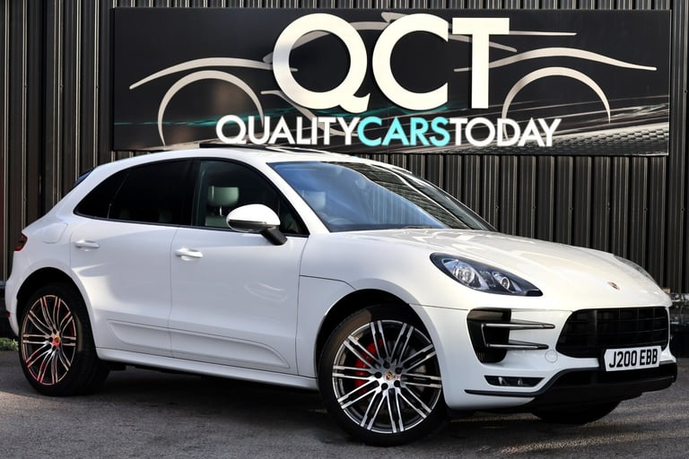 Porsche Macan Turbo 3.6 V6 *Pure White + Pano Roof + Air Susp +PASM + TV+ Chrono