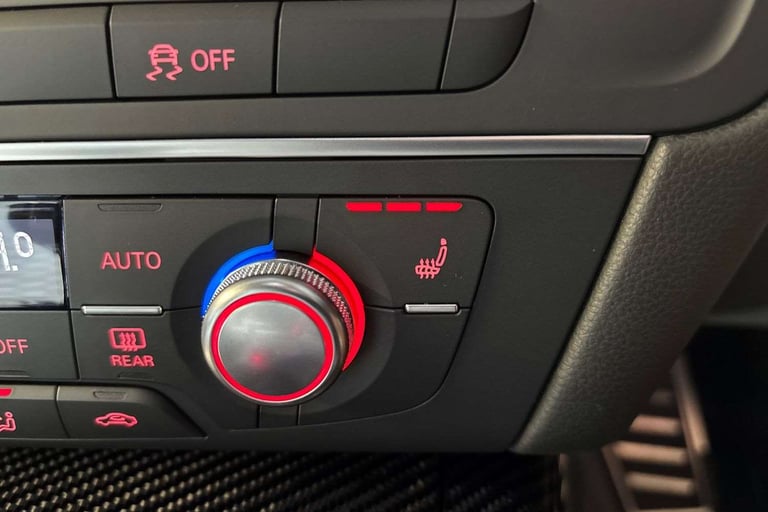  Audi RS6 4.0T FSI Quattro RS 6 5dr Tip Auto Estate Petrol Automatic