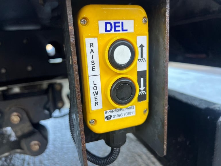 2022 Ford Transit 350 EcoBlue Leader RWD Luton L3 Euro 6 CHASSIS CAB Diesel Manual