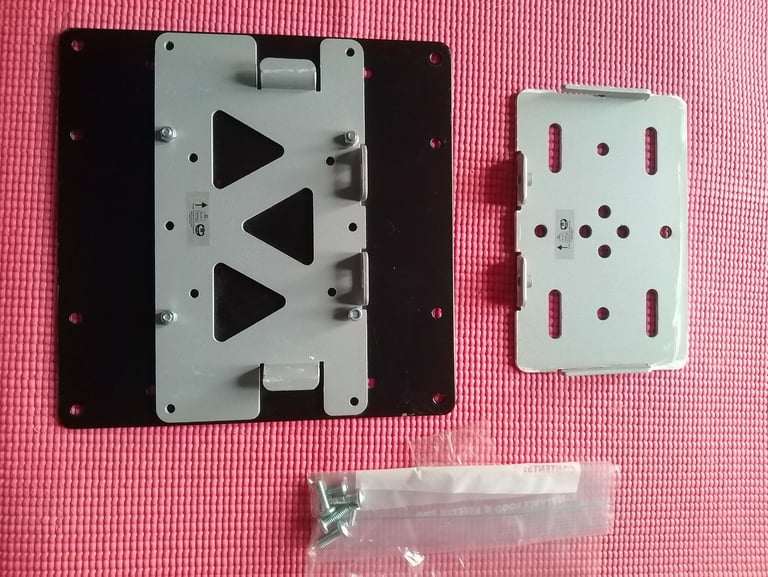 TV WALL BRACKET 