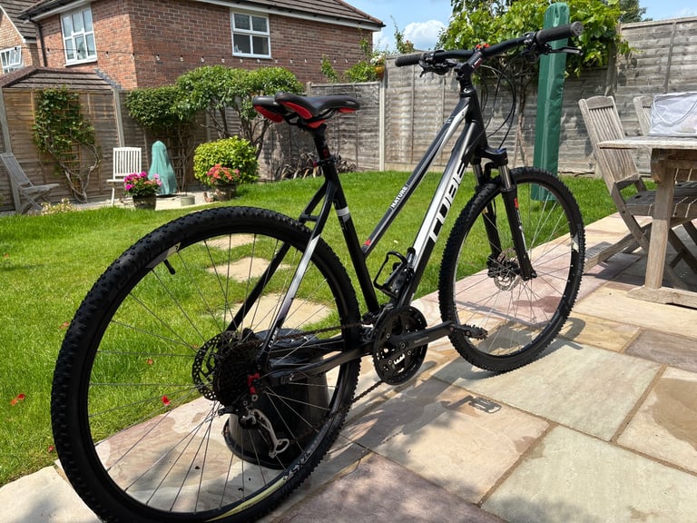 Cube Nature Ladies mountain bike 54 cm frame