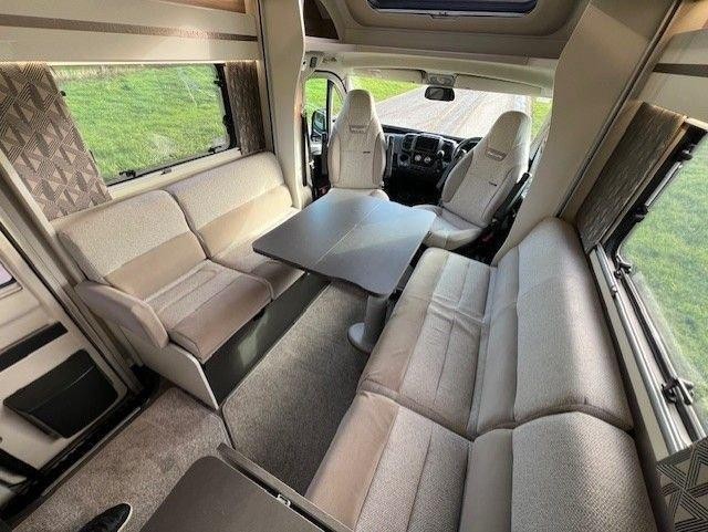 2023 72 SWIFT ESCAPE 640 9SPD AUTOMATIC DIESEL