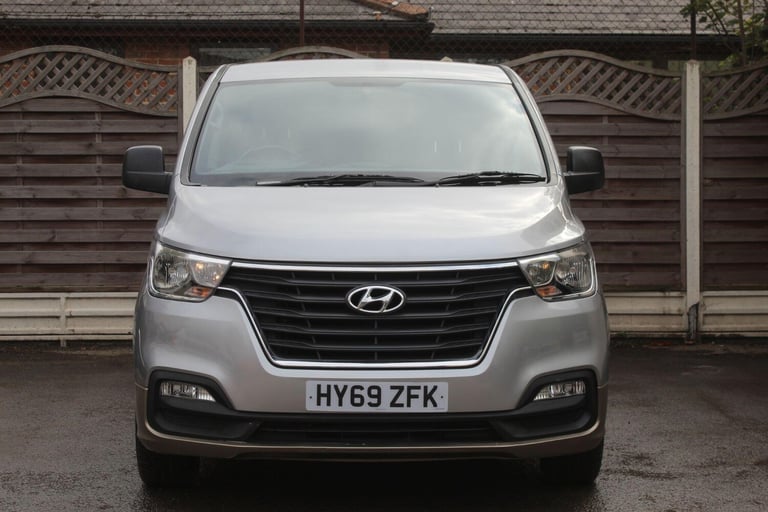 2019 Hyundai i800 2.5 CRDi SE Nav MPV 5dr Diesel Auto Euro 6 (170 ps) MPV Diesel Automatic
