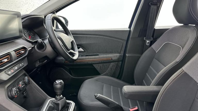 2023 Dacia Sandero Stepway 1.0 TCe Expression Hatchback 5dr Bi Fuel Manual Euro 6 (s/s) (100 ps) ...
