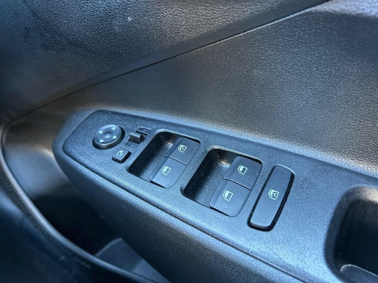 2024 Hyundai i10 1.0 Premium Hatchback 5dr Petrol Auto Euro 6 (s/s) (63 ps) Hatchback PETROL Auto...