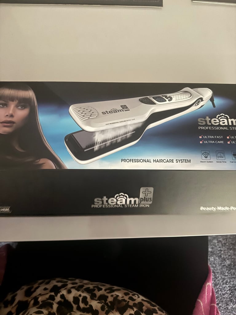 image for Ultra fast steam iron 