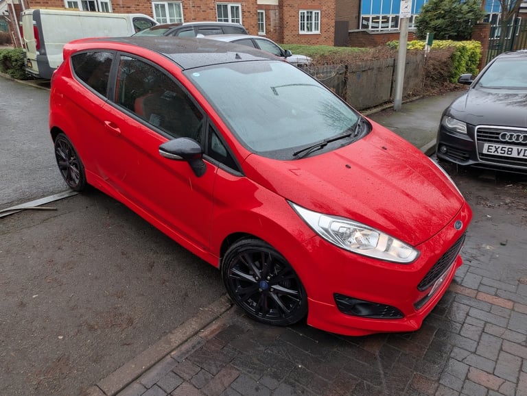 2014 Ford Fiesta 1.0 EcoBoost 140 Zetec S Red 3dr HATCHBACK Petrol Manual